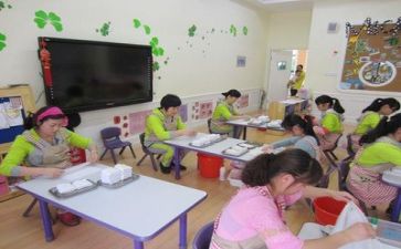 保育员中班上学期工作计划5篇