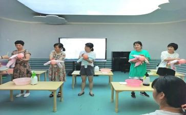 幼儿园中班保育员学期工作总结8篇