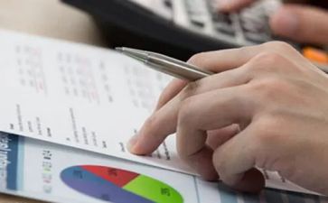 出纳月总结及工作计划8篇