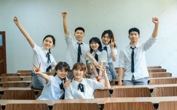 大学国旗下讲话稿8篇