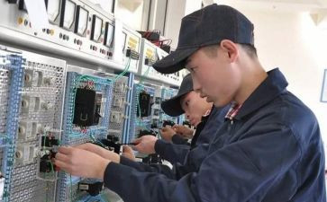 电工的劳动合同8篇