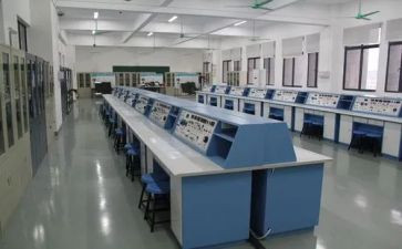 电工室工作总结6篇