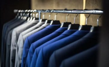 服装导购员的工作总结8篇
