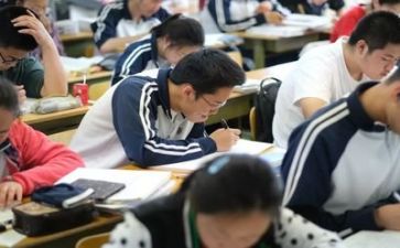 高考作文万能模板8篇