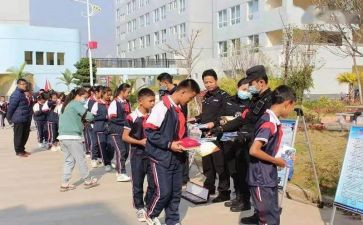 爱护校园环境卫生倡议书7篇