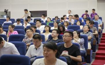 校园安全讲座演讲稿8篇