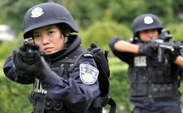 写警察的事迹8篇