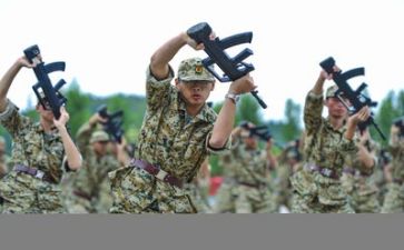 大一军训心得体会800字5篇