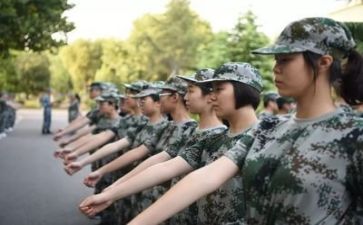 军训心得体会800字初中7篇