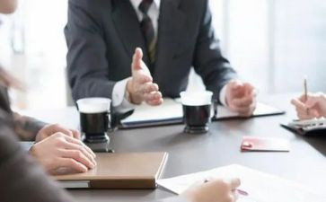 向老客户述职的报告模板6篇