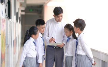 老师自我介绍的演讲稿5篇