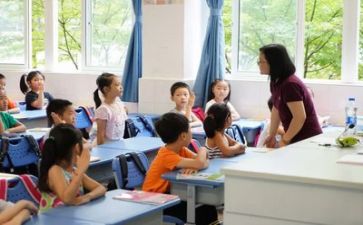 安全教育国旗下讲话稿小学生8篇