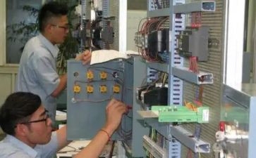 机修电工月工作总结8篇