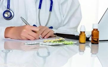 医学生英语自我介绍范文5篇