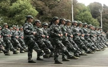 学正步走心得体会6篇