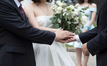 证婚人讲话稿7篇