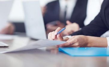 个人职工述职报告6篇